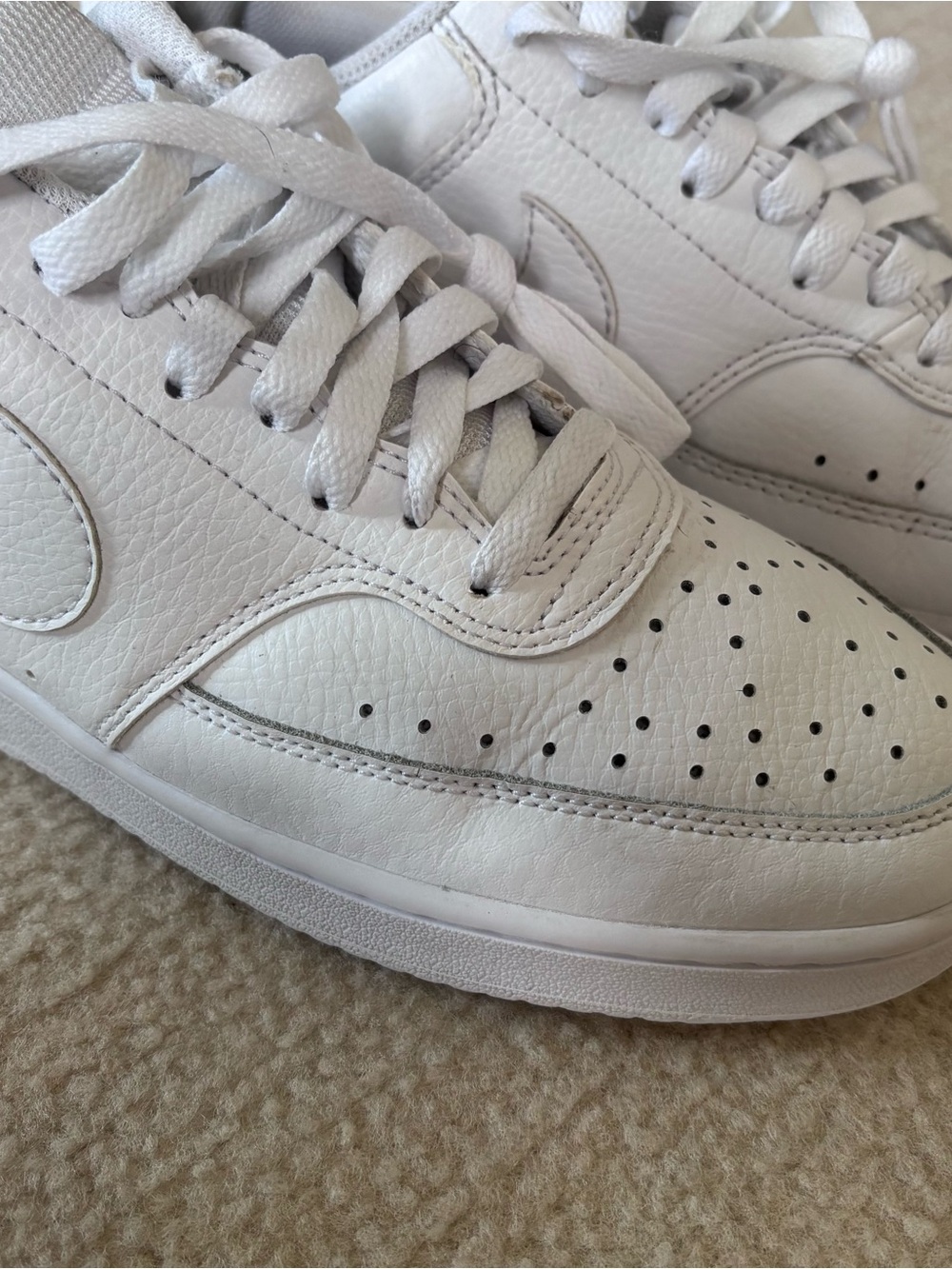 Nike Women’s White Low-Top Sneakers - Picture 3 of 11